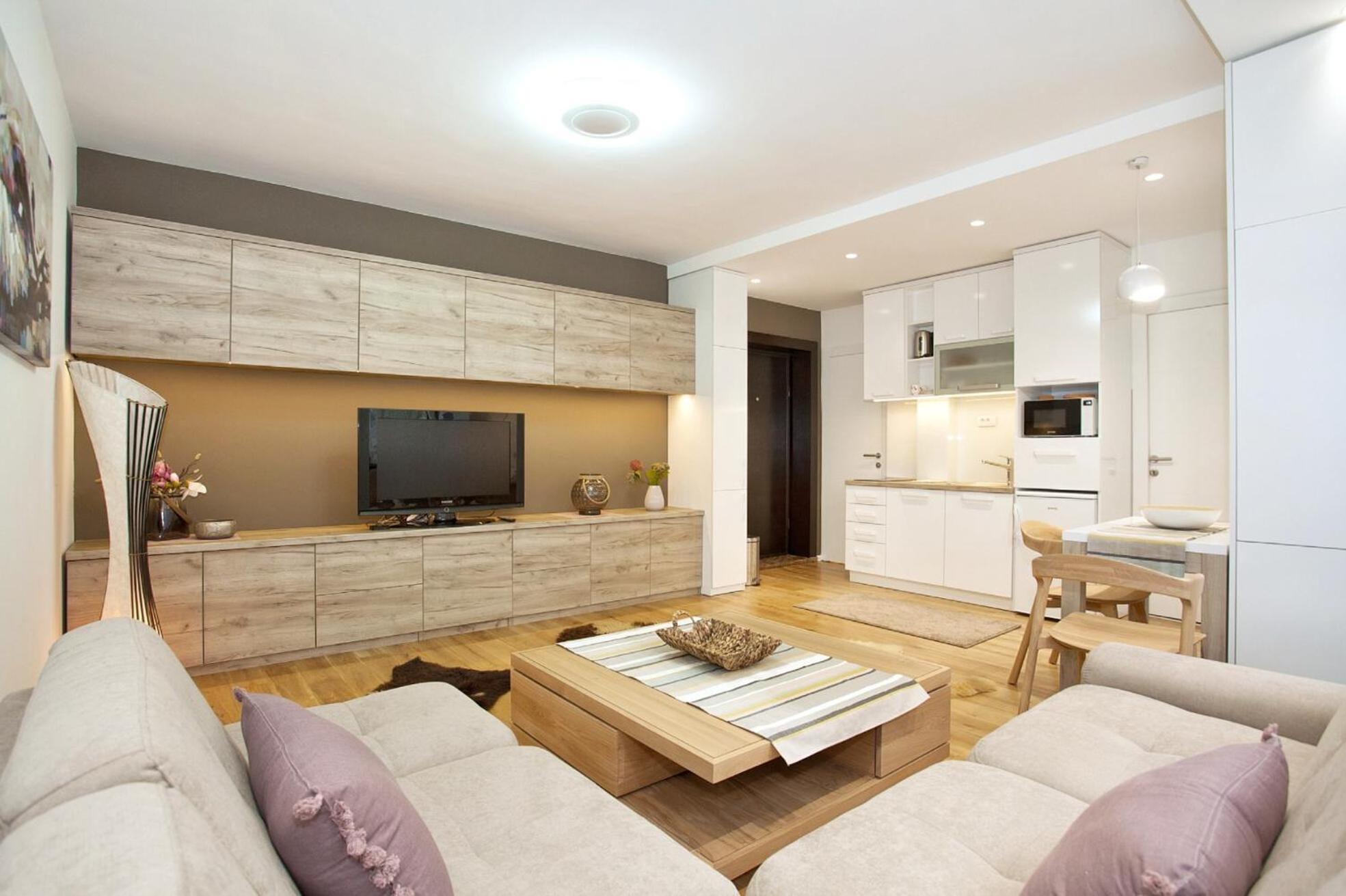Hostgost Selected Suites - Skadarlija Square Белград Экстерьер фото